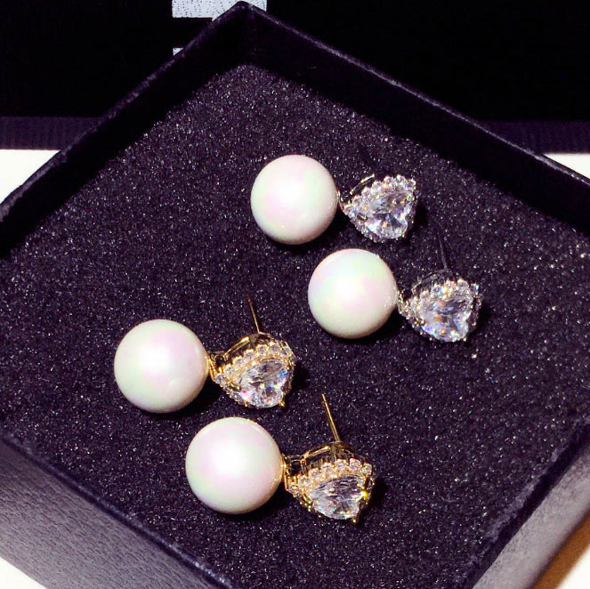Women's Pearl Stud Earrings